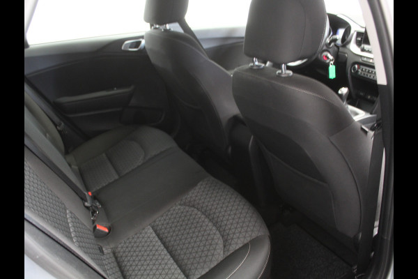 Kia Ceed 1.0 T-GDi DynamicLine CLIMATE | CARPLAY | CRUISE | NAVI | DAB | LED | CAMERA | LMV16 | PDC