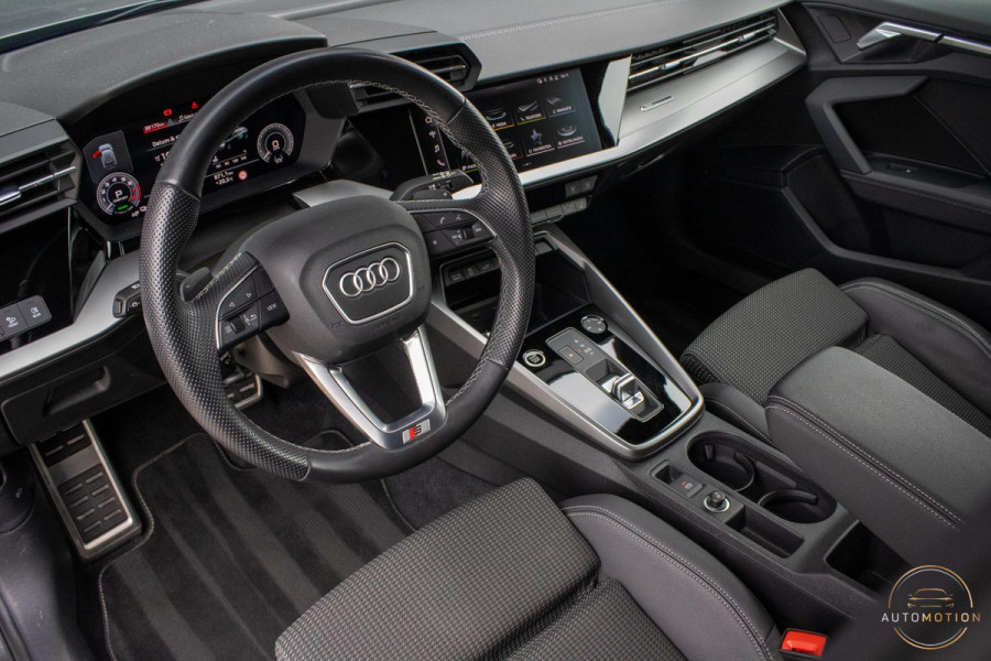 Audi A3 Sportback 40 TFSIe S line PANO MAXTON MATRIX MASSAGE KEYLESS