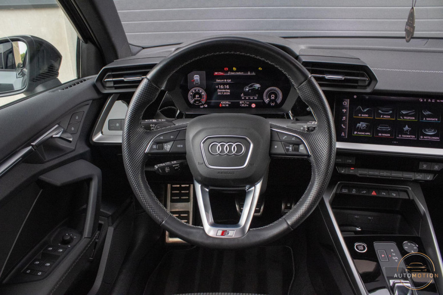 Audi A3 Sportback 40 TFSIe S line PANO MAXTON MATRIX MASSAGE KEYLESS