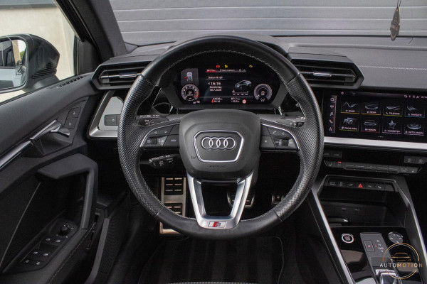 Audi A3 Sportback 40 TFSIe S line PANO MAXTON MATRIX MASSAGE KEYLESS