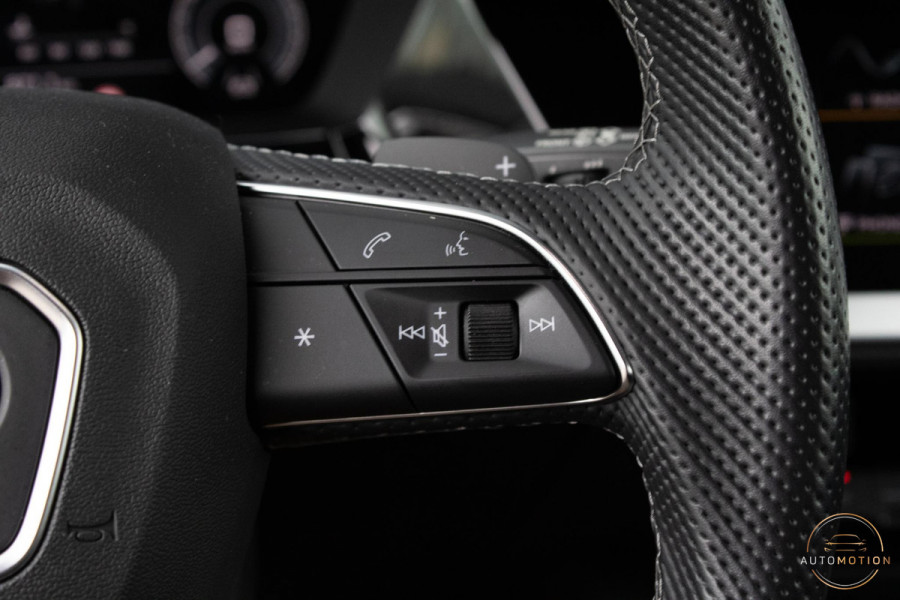Audi A3 Sportback 40 TFSIe S line PANO MAXTON MATRIX MASSAGE KEYLESS