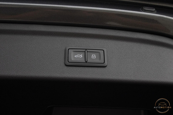 Audi A3 Sportback 40 TFSIe S line PANO MAXTON MATRIX MASSAGE KEYLESS