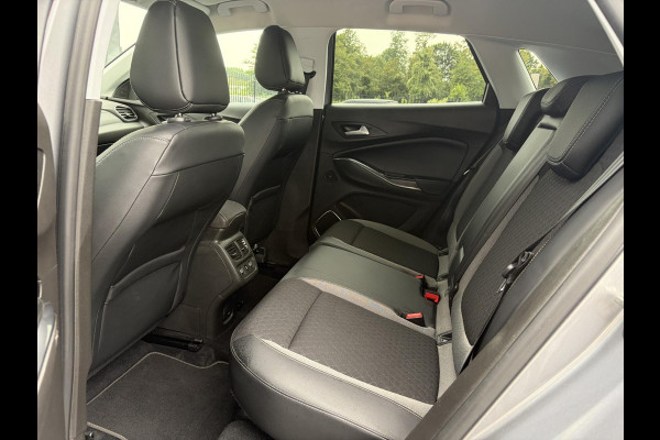 Opel Grandland X 1.2 Turbo Ultimate D-riem vv in 12-2024,1e Eigenaar,360°Camera,Trekhaak,131pk,6 Bak,Navi,Halfleder,Dodehoek,Rijstrooksensor,Keyless,Stoelverw,N.A.P,Apk tot 02-2027