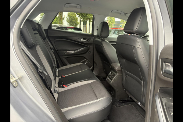 Opel Grandland X 1.2 Turbo Ultimate D-riem vv in 12-2024,1e Eigenaar,360°Camera,Trekhaak,131pk,6 Bak,Navi,Halfleder,Dodehoek,Rijstrooksensor,Keyless,Stoelverw,N.A.P,Apk tot 02-2027