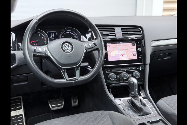 Volkswagen Golf 1.5 TSI Highline Pano/Virtual/Camera