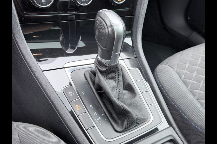 Volkswagen Golf 1.5 TSI Highline Pano/Virtual/Camera