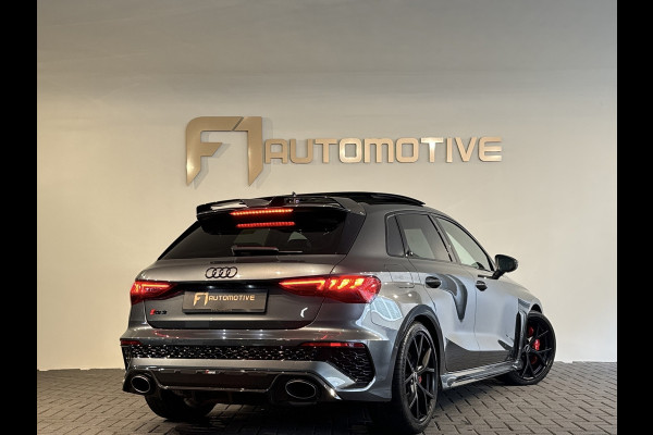 Audi RS3 Sportback 2.5 TFSI quattro Pano|Ceramic|Akra|Massage