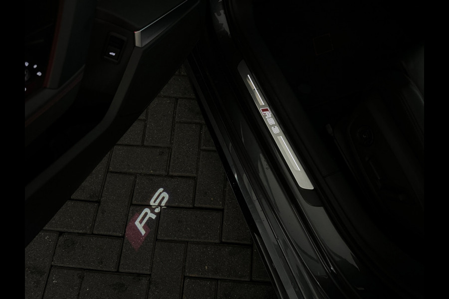 Audi RS3 Sportback 2.5 TFSI quattro Pano|Ceramic|Akra|Massage