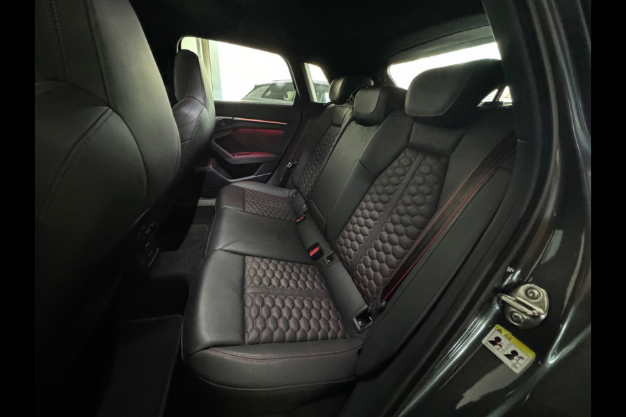 Audi RS3 Sportback 2.5 TFSI quattro Pano|Ceramic|Akra|Massage