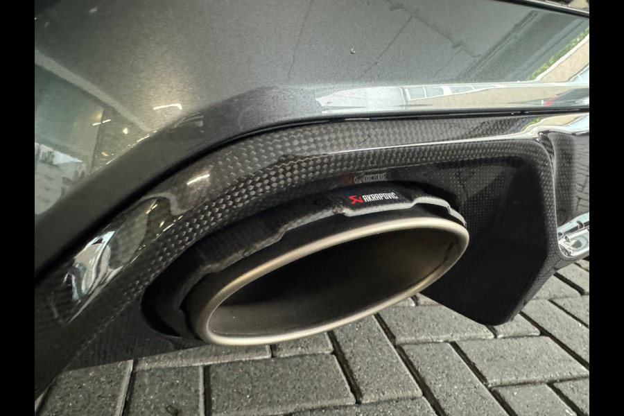 Audi RS3 Sportback 2.5 TFSI quattro Pano|Ceramic|Akra|Massage