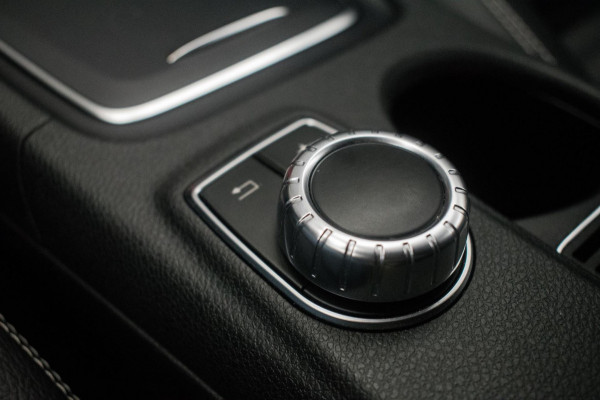 Mercedes-Benz CLA-Klasse Shooting Brake 180 D AMG Line Upgrade Edition Automaat NL-auto [ Full LED Camera Stoelverwarming ]