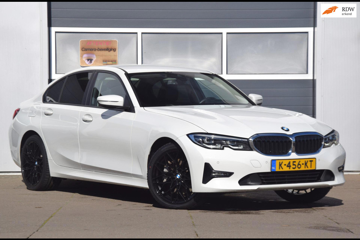BMW 3-serie 330e eDrive Edition PREMIUM AUDIO/DAB/LEDEREN BEKLEDING/ 19'' BREEDSET 999 EURO MEERPRIJS