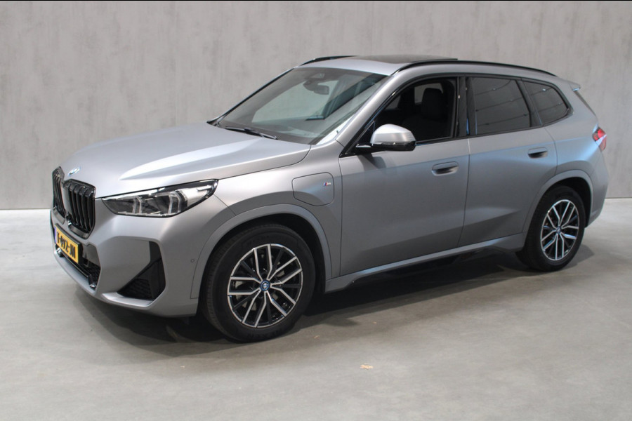 BMW X1 XDrive30e M Sport Panorama/360g Camera/H&K/ Zeer veel Extra's Prijs is Rijklaar