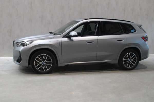 BMW X1 XDrive30e M Sport Panorama/360g Camera/H&K/ Zeer veel Extra's Prijs is Rijklaar