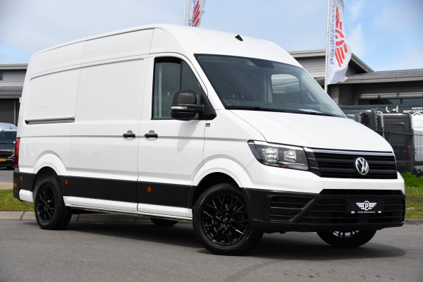 Volkswagen Crafter 35 2.0 TDI L3H3 PB Edition Camera, Cruise, Carplay, Carplay, Sensoren, geveerde stoel, Trekhaak, 140pk, Automaat, Multimedia, Uniek!