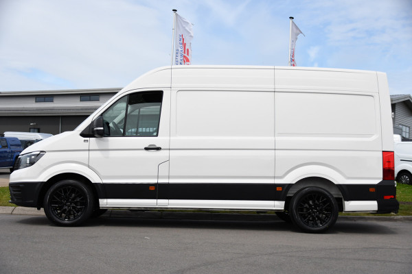 Volkswagen Crafter 35 2.0 TDI L3H3 PB Edition Camera, Cruise, Carplay, Carplay, Sensoren, geveerde stoel, Trekhaak, 140pk, Automaat, Multimedia, Uniek!
