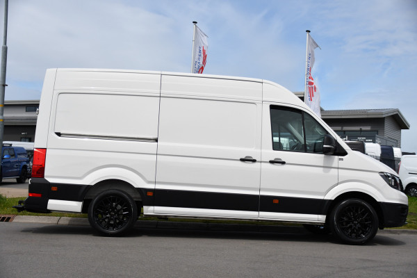 Volkswagen Crafter 35 2.0 TDI L3H3 PB Edition Camera, Cruise, Carplay, Carplay, Sensoren, geveerde stoel, Trekhaak, 140pk, Automaat, Multimedia, Uniek!