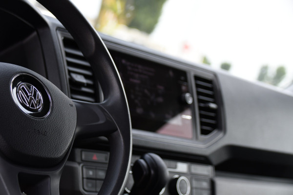 Volkswagen Crafter 35 2.0 TDI L3H2 PB Edition Cruise, Carplay, LED, Multimedia, Sensoren, Voorruit verwarming, 140pk, Automaat, Uniek!