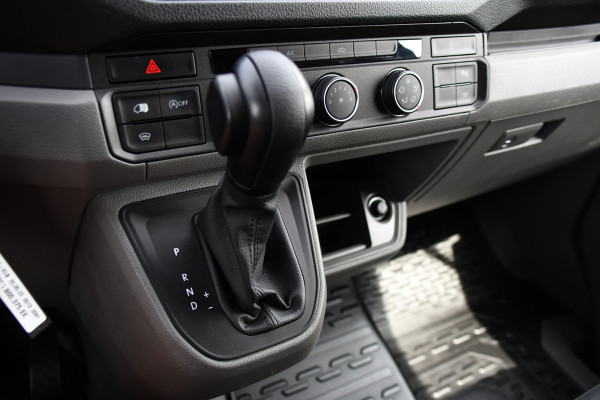 Volkswagen Crafter 35 2.0 TDI L3H2 PB Edition Cruise, Carplay, LED, Multimedia, Sensoren, Voorruit verwarming, 140pk, Automaat, Uniek!