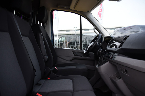 Volkswagen Crafter 35 2.0 TDI L3H2 PB Edition Cruise, Carplay, LED, Multimedia, Sensoren, Voorruit verwarming, 140pk, Automaat, Uniek!
