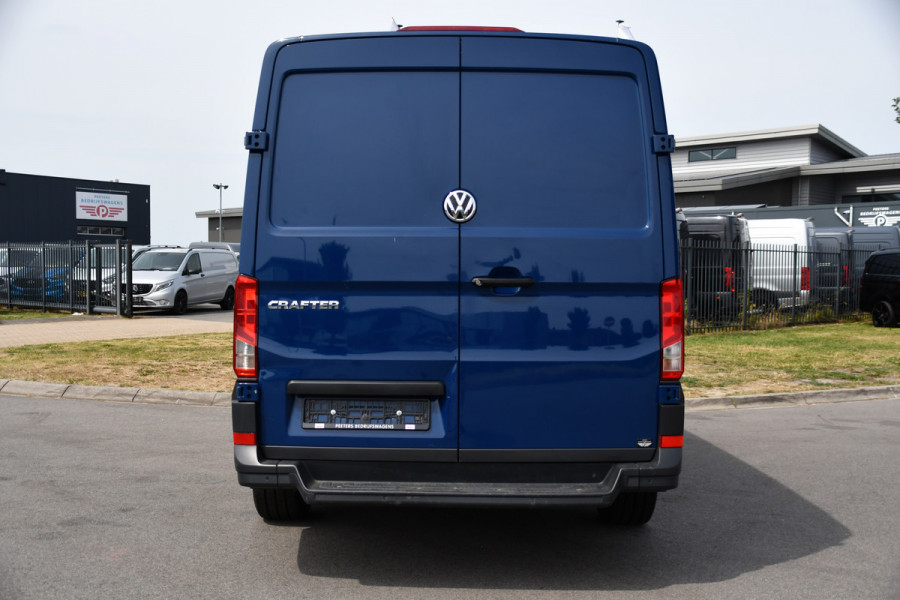Volkswagen Crafter 35 2.0 TDI L3H2 PB Edition Cruise, Carplay, LED, Multimedia, Sensoren, Voorruit verwarming, 140pk, Automaat, Uniek!