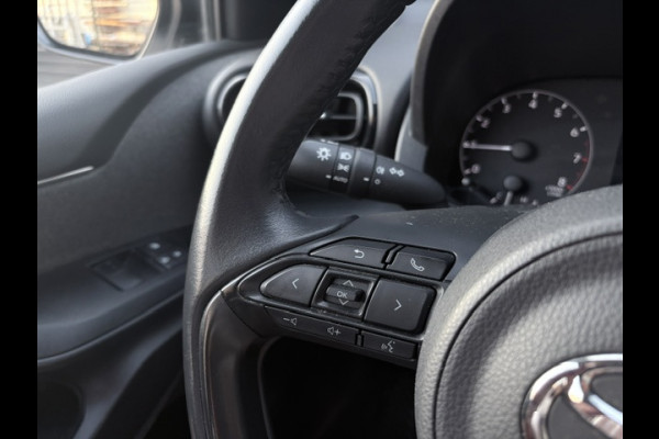 Toyota Yaris 1.0 VVT-i Comfort|Carplay|Camera|Dealer onderhouden|1e eigenaar|