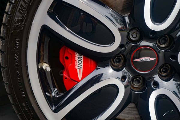 MINI John Cooper Works 2.0 231PK JCW Chili/Pano/Head-up/ACC/HarmannK/Yours