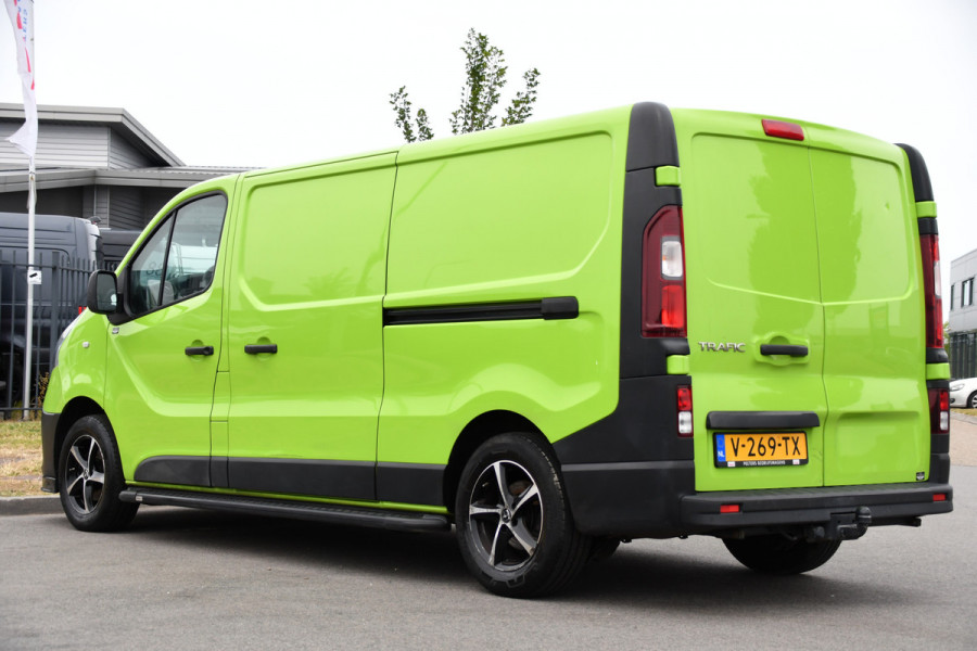 Renault Trafic 1.6 dCi T29 L2H1 Edition Cruise, Airco, 2 x Schuifdeur, 125pk, Sensoren, Trekhaak, Radio, Uniek!