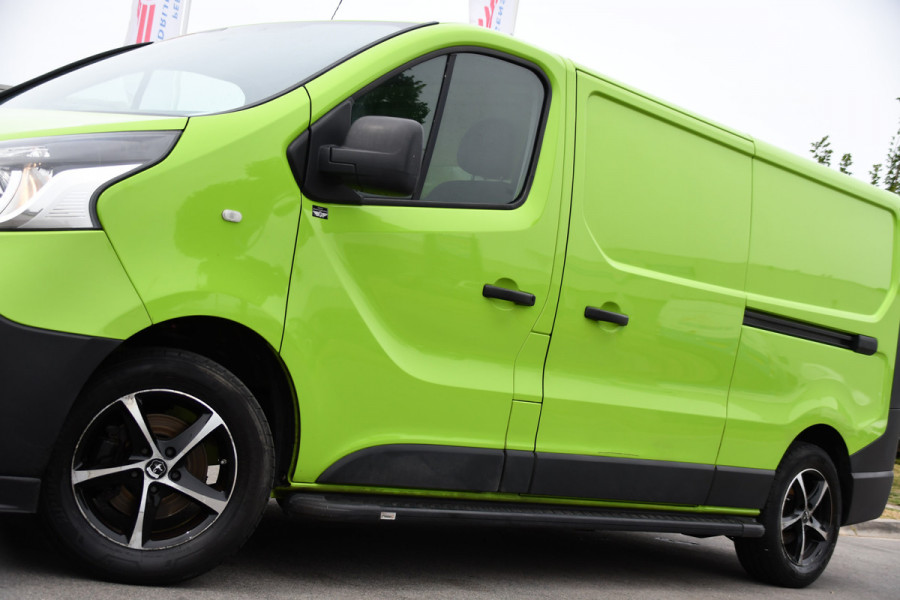 Renault Trafic 1.6 dCi T29 L2H1 Edition Cruise, Airco, 2 x Schuifdeur, 125pk, Sensoren, Trekhaak, Radio, Uniek!