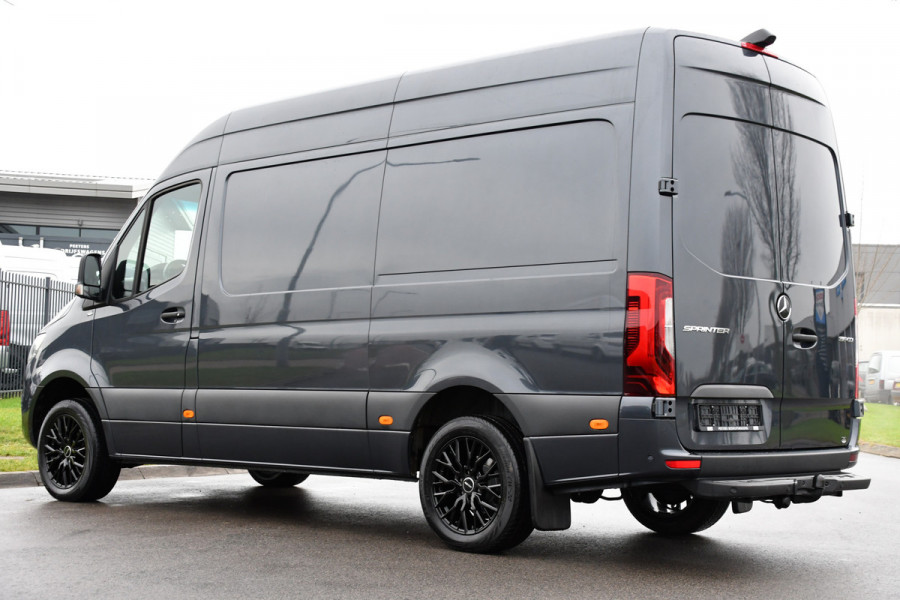 Mercedes-Benz Sprinter 315 1.9 CDI L2H2 RWD PB Edition Camera, Carplay, LED, 3500kg Trekhaak, Mbux, 150pk, Automaat, Clima, Stoelverwarming, Uniek!