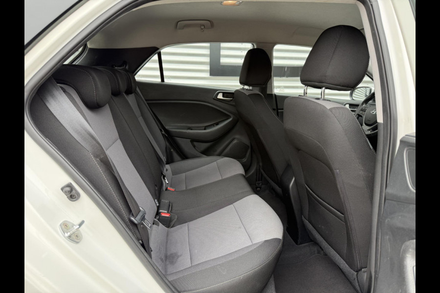 Hyundai i20 1.0 T-GDI Comfort 2e Eigenaar|Camera|Navi|Clima|Cruise|Elek Ramen|LM Velgen|PDC|N.A.P|Nieuwe APK bij aflevering