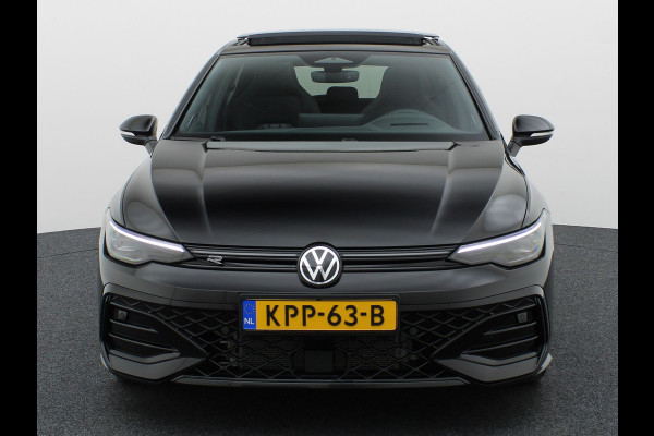 Volkswagen Golf 1.5 eTSI R-Line Edition | Pano | Keyless | Trekhaak wegkl. | IQ Light | Head Up | Harman/Kardon | Prijs Rijklaar!!