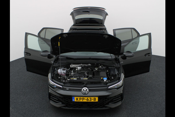 Volkswagen Golf 1.5 eTSI R-Line Edition | Pano | Keyless | Trekhaak wegkl. | IQ Light | Head Up | Harman/Kardon | Prijs Rijklaar!!