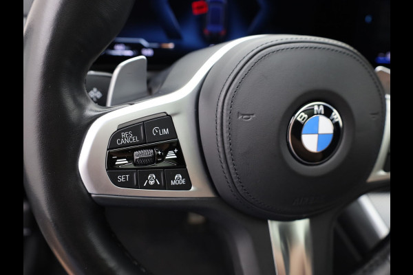 BMW 3 Serie Touring M340i xDrive | Pano | Keyless | Memory | Trekhaak | Laser | Head Up | 19'' | Prijs Rijklaar!!