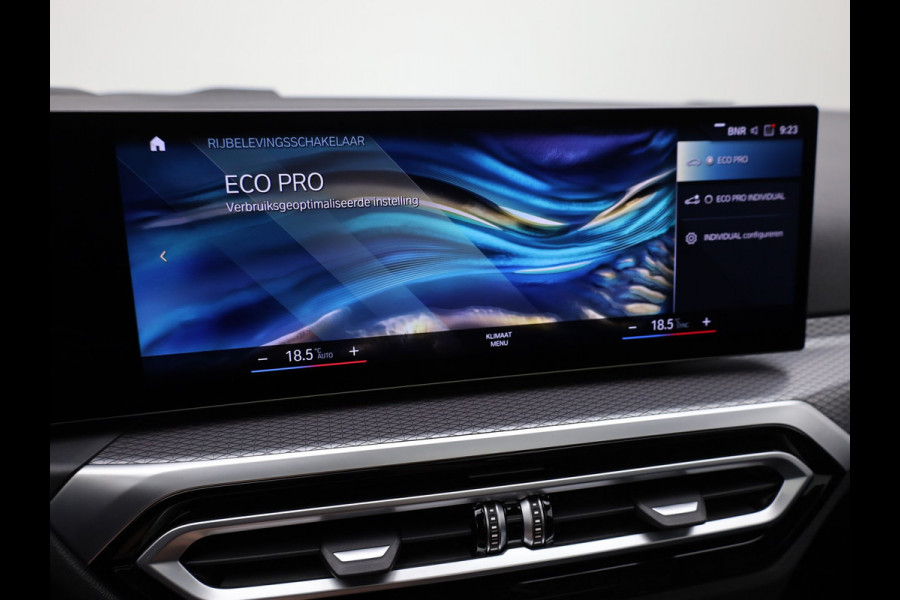 BMW 3 Serie Touring M340i xDrive | Pano | Keyless | Memory | Trekhaak | Laser | Head Up | 19'' | Prijs Rijklaar!!