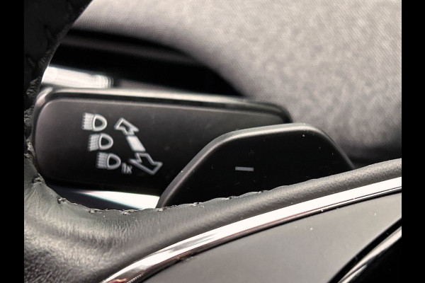 Škoda ENYAQ iV 80| SOH 93,38% Origineel Nederlands | Stoel/Stuur verwarming | Memory | Camera | Keyless | Adaptieve Cruise/Control