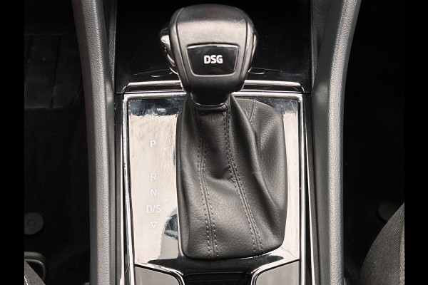 Škoda Karoq 1.0 TSI Clever Edition | Origineel NL | Camera | Carplay | Stoelverwarming | Navigatie | Adaptieve Cruise/Control |