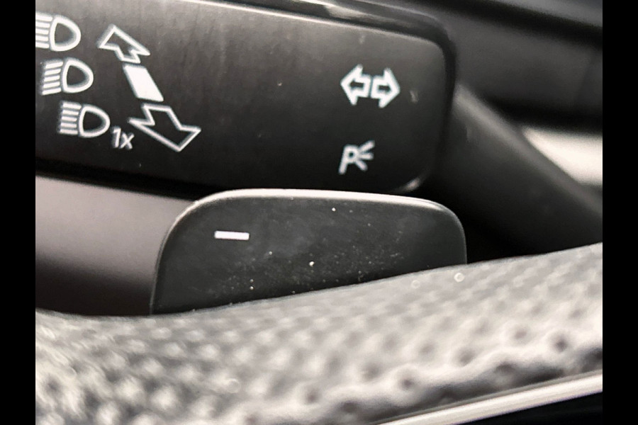 Škoda Karoq 1.0 TSI Clever Edition | Origineel NL | Camera | Carplay | Stoelverwarming | Navigatie | Adaptieve Cruise/Control |