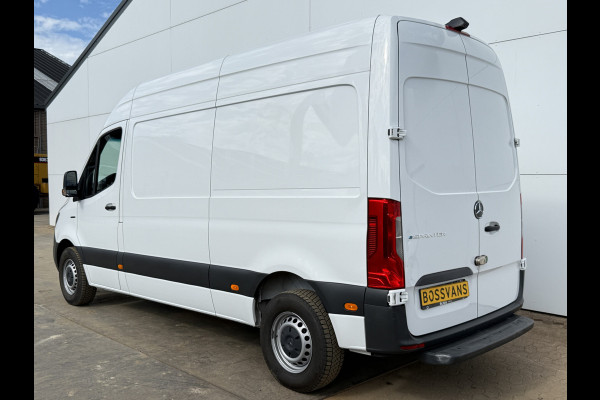 Mercedes-Benz eSprinter 312 55 kWh L2H2 Elektrisch 145km WLTP 92,6% (SOH) 80kw Snelladen Climate Control Camera