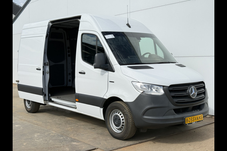 Mercedes-Benz eSprinter 312 55 kWh L2H2 Elektrisch 145km WLTP 92,6% (SOH) 80kw Snelladen Climate Control Camera