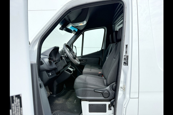 Mercedes-Benz eSprinter 312 55 kWh L2H2 Elektrisch 145km WLTP 92,6% (SOH) 80kw Snelladen Climate Control Camera