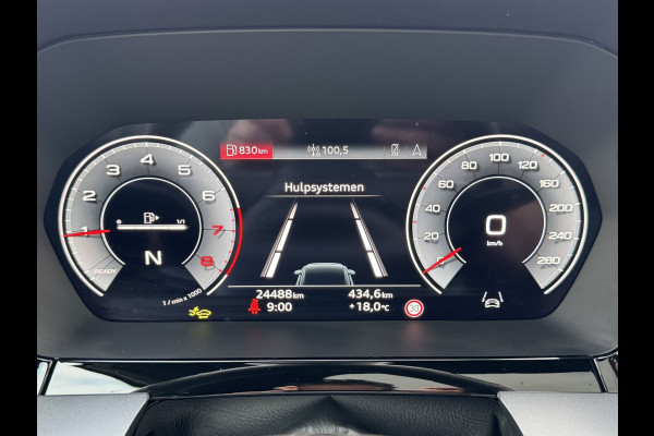 Audi A3 SPORTBACK 30 TFSI S-Line edition Automaat Achteruitrijcamera Navi Carplay All-Seasonbanden Clima S-line binnen en buiten