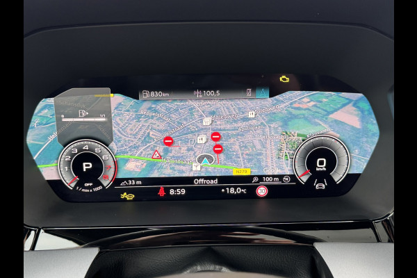 Audi A3 SPORTBACK 30 TFSI S-Line edition Automaat Achteruitrijcamera Navi Carplay All-Seasonbanden Clima S-line binnen en buiten