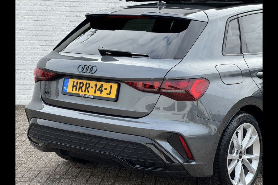 Audi A3 SPORTBACK 30 TFSI S-Line edition Automaat Achteruitrijcamera Navi Carplay All-Seasonbanden Clima S-line binnen en buiten