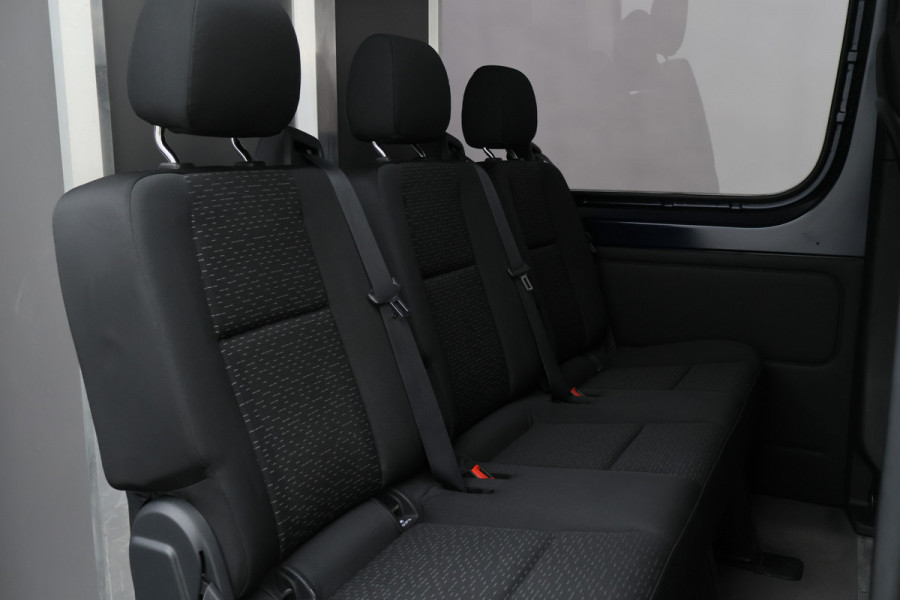 Mercedes-Benz Sprinter 315 CDI L2H2 DC 6-Zits, Camera, Cruise, Apple Carplay, LED, Chauffersstoel, PDC, 18''