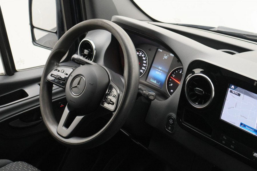 Mercedes-Benz Sprinter 315 CDI L2H2 DC 6-Zits, Camera, Cruise, Apple Carplay, LED, Chauffersstoel, PDC, 18''
