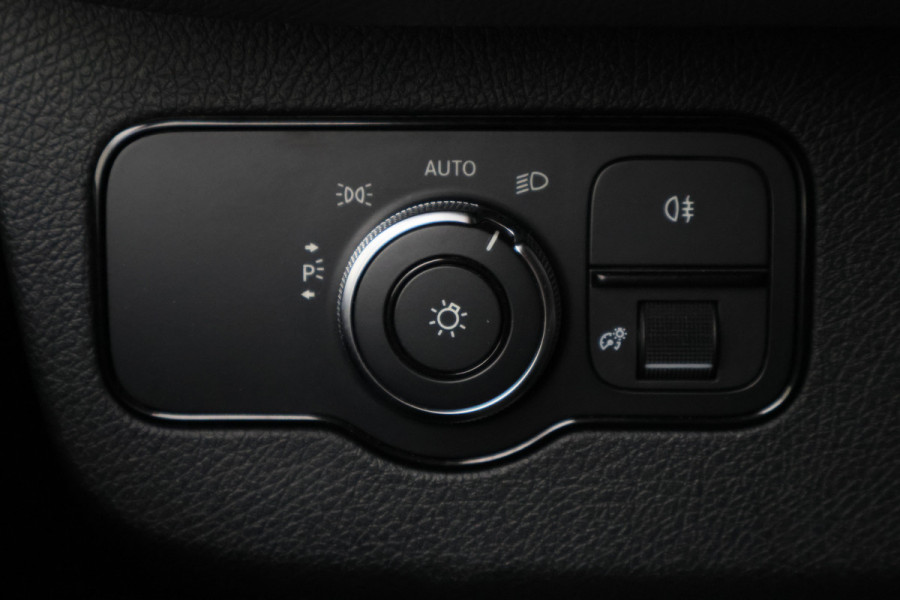 Mercedes-Benz Sprinter 315 CDI L2H2 DC 6-Zits, Camera, Cruise, Apple Carplay, LED, Chauffersstoel, PDC, 18''