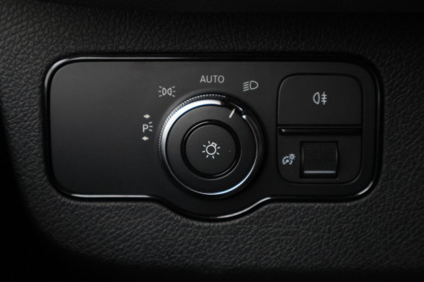 Mercedes-Benz Sprinter 315 CDI L2H2 DC 6-Zits, Camera, Cruise, Apple Carplay, LED, Chauffersstoel, PDC, 18''