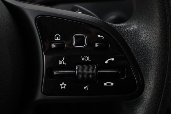 Mercedes-Benz Sprinter 315 CDI L2H2 DC 6-Zits, Camera, Cruise, Apple Carplay, LED, Chauffersstoel, PDC, 18''