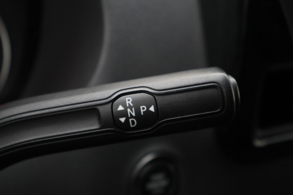 Mercedes-Benz Sprinter 315 CDI L2H2 DC 6-Zits, Camera, Cruise, Apple Carplay, LED, Chauffersstoel, PDC, 18''